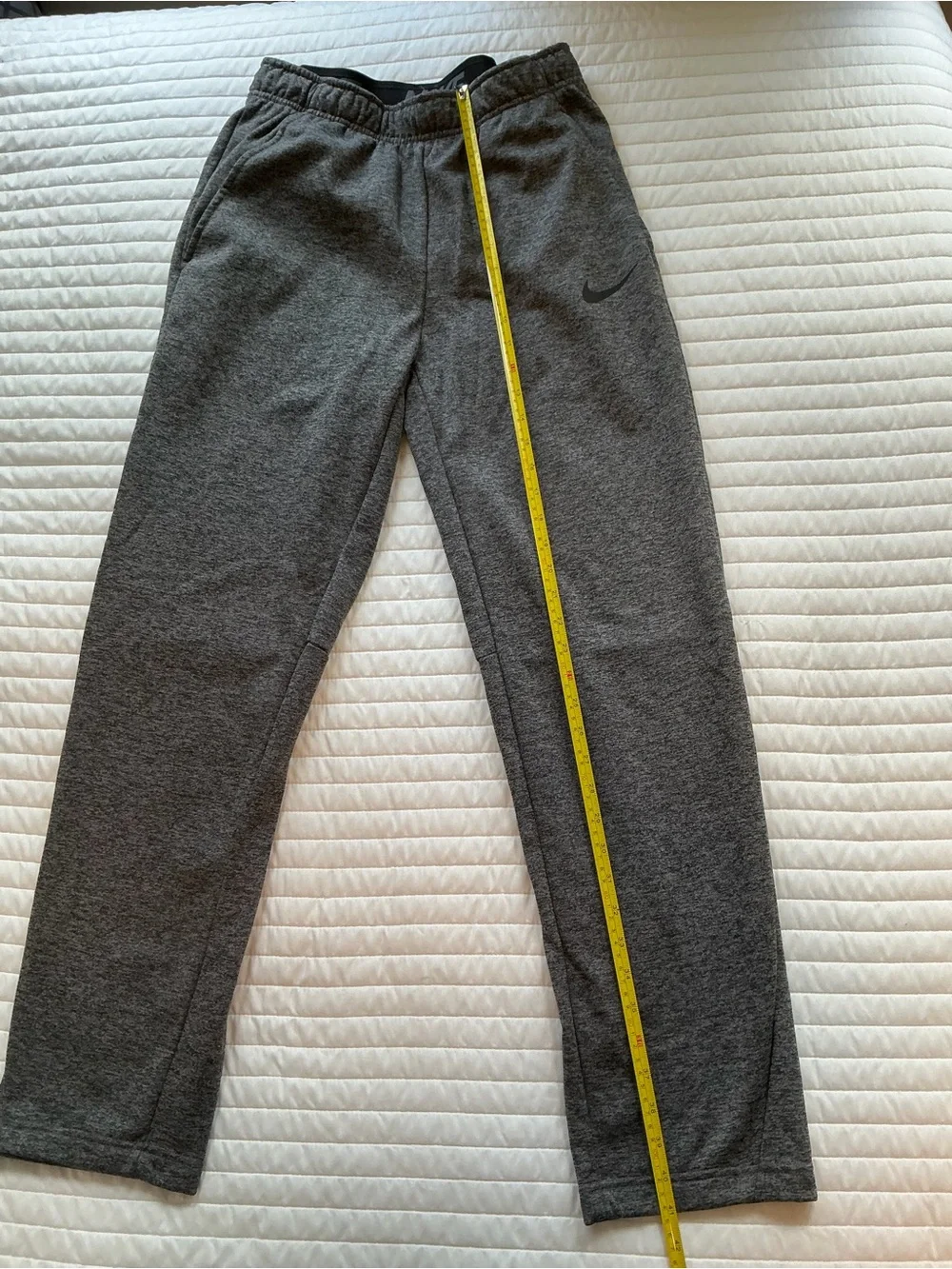 Nike Men’s Charcoal Gray Sweatpants - Elastic Waist